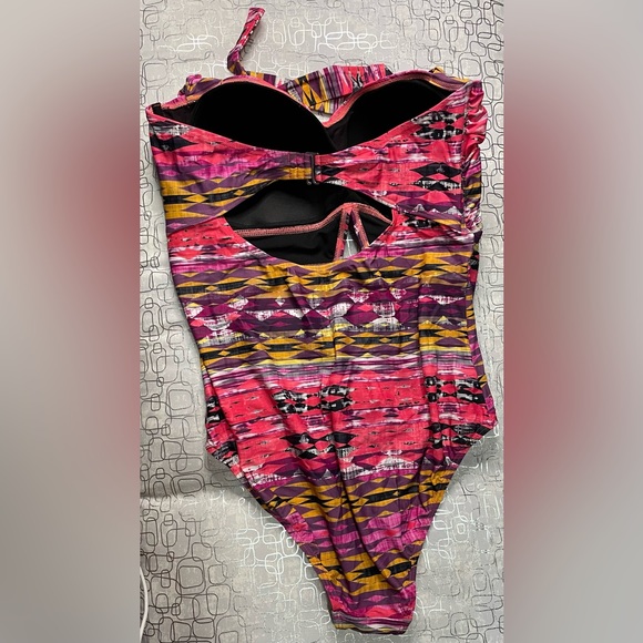 PLUS SIZE TROPICULTURE Pink Print Zanzibar Triangle 1-Piece Bathing Suit - Picture 4 of 5
